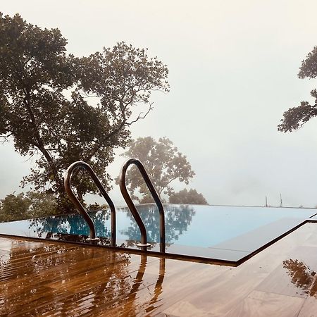 Mount Stratus Resort Vayalada Balussery Exterior photo