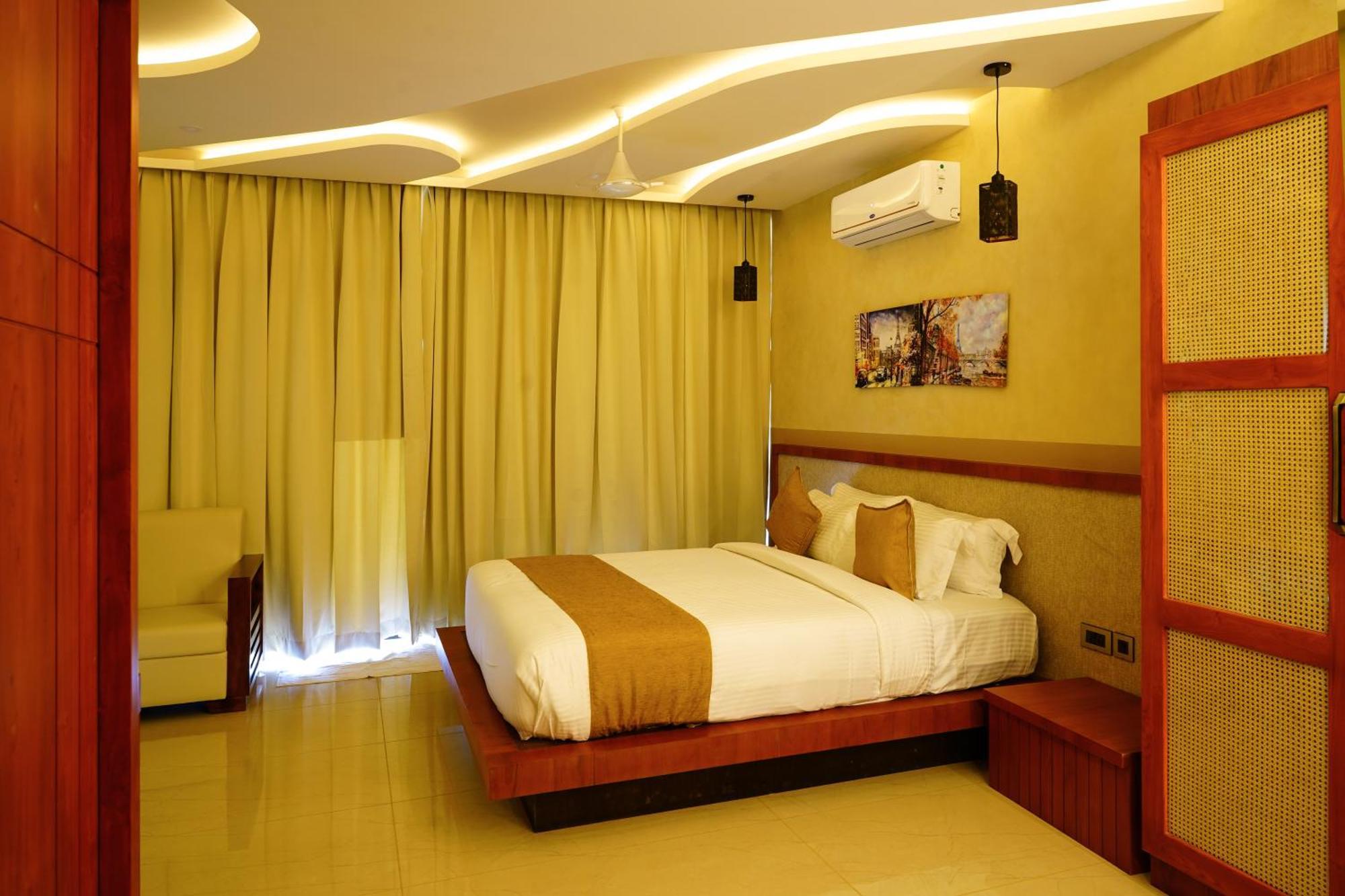 Mount Stratus Resort Vayalada Balussery Exterior photo